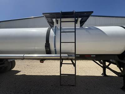 2025 POLY-COAT SYSTEMS FOOD GRADE Chemical / Acid Tank Trailer