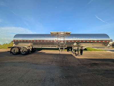 Polar Tandem Axle Stainless Steel Chemical / Acid Tank Trailer - Air Ride, Fixed Axle