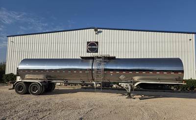 Polar Tandem Axle Stainless Steel Chemical / Acid Tank Trailer - Air Ride, Fixed Axle