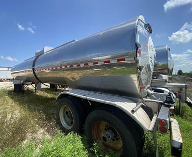 Polar STAINLESS STEEL DOT 407 Chemical / Acid Tank Trailer