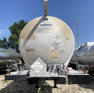 2014 Brenner 44ft Tandem Axle Aluminum Crude Oil Tank Trailer - Air Ride