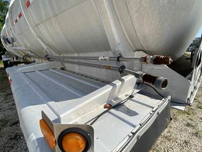 2014 Brenner 44ft Tandem Axle Aluminum Crude Oil Tank Trailer - Air Ride