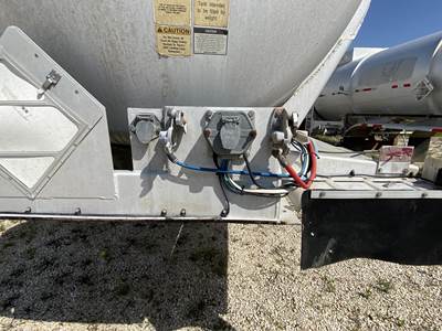 2014 Brenner 44ft Tandem Axle Aluminum Crude Oil Tank Trailer - Air Ride