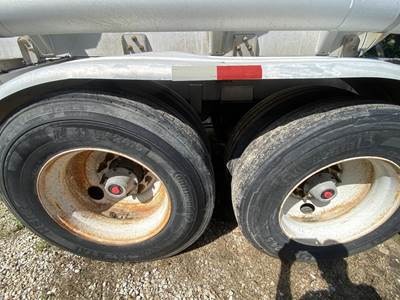 2014 Brenner 44ft Tandem Axle Aluminum Crude Oil Tank Trailer - Air Ride