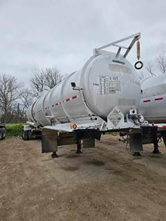 Brenner 42ft Tandem Axle Aluminum Crude Oil Tank Trailer - Air Ride, Fixed Axle