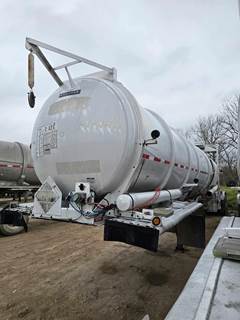 2013 Brenner 42ft Tandem Axle Aluminum Crude Oil Tank Trailer - Air Ride, Fixed Axle