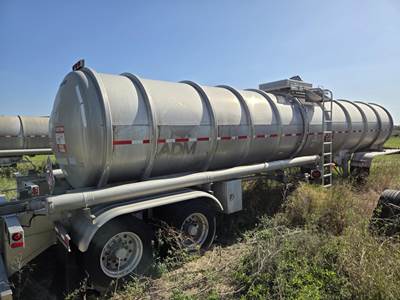2012 Brenner 42ft Tandem Axle Aluminum Crude Oil Tank Trailer - Air Ride, Fixed Axle