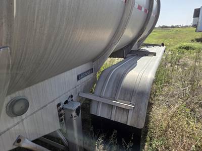2012 Brenner 42ft Tandem Axle Aluminum Crude Oil Tank Trailer - Air Ride, Fixed Axle