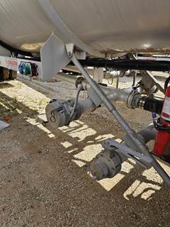 2012 Dragon 44ft Tandem Axle Aluminum Crude Oil Tank Trailer - Air Ride, Fixed Axle