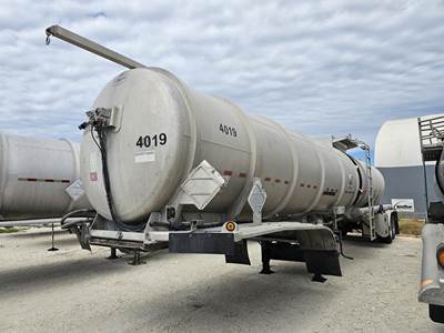 Etnyre Tandem Axle Aluminum Crude Oil Tank Trailer - Air Ride, Fixed Axle