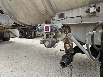2012 Etnyre Tandem Axle Aluminum Crude Oil Tank Trailer - Air Ride, Fixed Axle