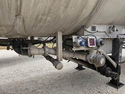 2012 Etnyre Tandem Axle Aluminum Crude Oil Tank Trailer - Air Ride, Fixed Axle