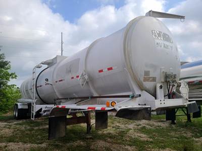 Polar Tandem Axle Aluminum Crude Oil Tank Trailer - Air Ride, Fixed Axle