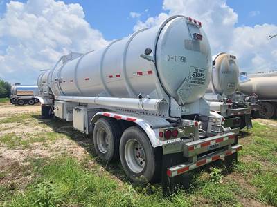 2013 Polar Tandem Axle Aluminum Crude Oil Tank Trailer - Air Ride, Fixed Axle