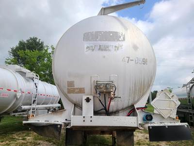 2013 Polar Tandem Axle Aluminum Crude Oil Tank Trailer - Air Ride, Fixed Axle
