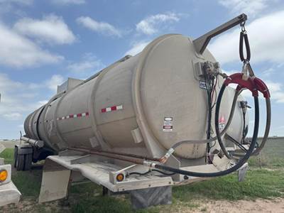 2012 Polar DOT 407 / 8400 GAL / PUMP / AIR RIDE Crude Oil Tank Trailer
