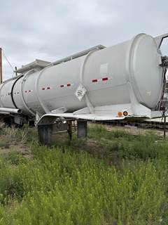 2012 Polar DOT 407 / 8400 GAL / PUMP / AIR RIDE Crude Oil Tank Trailer