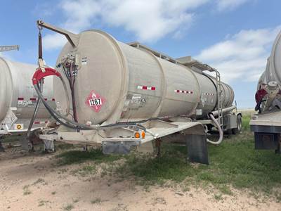 Polar DOT 407 / 8400 GAL / PUMP / BARREL COUNTER Crude Oil Tank Trailer
