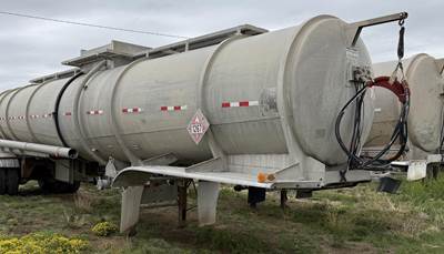 Polar DOT 407 / 8400 GAL / PUMP Crude Oil Tank Trailer