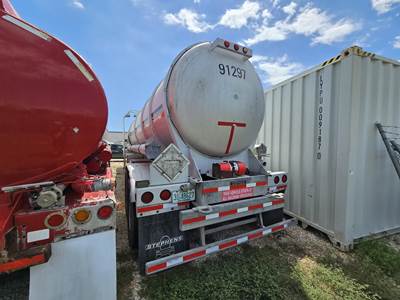 2012 Stephens Tandem Axle Aluminum Crude Oil Tank Trailer - Air Ride, Fixed Axle