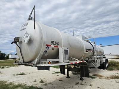 2013 Stephens Tandem Axle Aluminum Crude Oil Tank Trailer - Air Ride, Fixed Axle