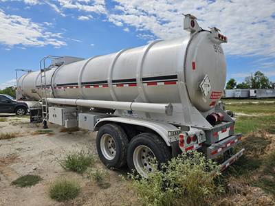 2013 Stephens Tandem Axle Aluminum Crude Oil Tank Trailer - Air Ride, Fixed Axle
