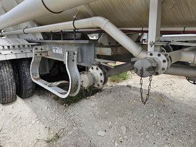2013 Stephens Tandem Axle Aluminum Crude Oil Tank Trailer - Air Ride, Fixed Axle