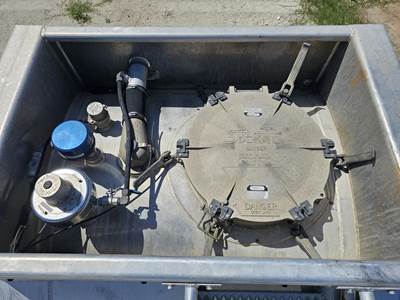 2013 Stephens Tandem Axle Aluminum Crude Oil Tank Trailer - Air Ride, Fixed Axle