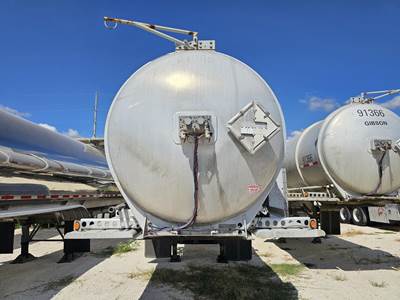 2013 Stephens Tandem Axle Aluminum Crude Oil Tank Trailer - Air Ride, Fixed Axle
