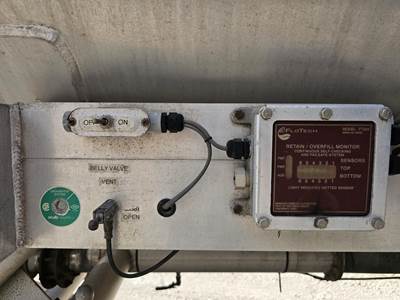 2013 Stephens Tandem Axle Aluminum Crude Oil Tank Trailer - Air Ride, Fixed Axle