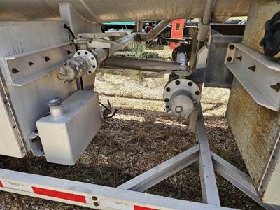 2013 Stephens Tandem Axle Aluminum Crude Oil Tank Trailer - Air Ride, Fixed Axle