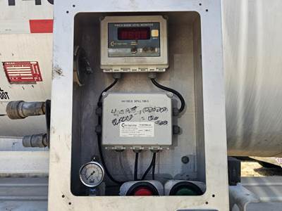 2013 Stephens Tandem Axle Aluminum Crude Oil Tank Trailer - Air Ride, Fixed Axle
