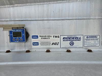 2013 Stephens Tandem Axle Aluminum Crude Oil Tank Trailer - Air Ride, Fixed Axle