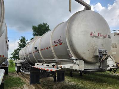 Vantage Tandem Axle Aluminum Crude Oil Tank Trailer - Air Ride, Fixed Axle
