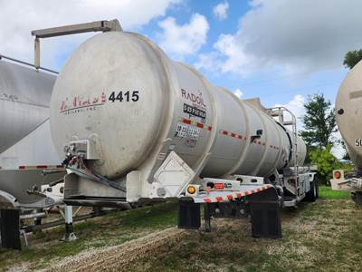 Vantage Tandem Axle Aluminum Crude Oil Tank Trailer - Air Ride, Fixed Axle
