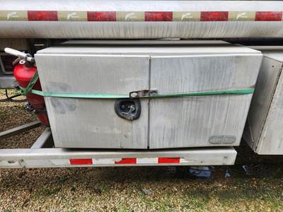 2015 Vantage Tandem Axle Aluminum Crude Oil Tank Trailer - Air Ride, Fixed Axle