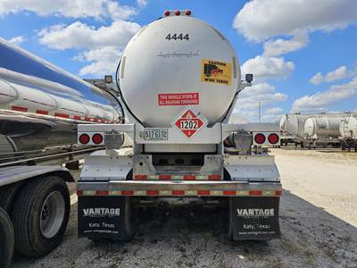 2015 Vantage Tandem Axle Aluminum Crude Oil Tank Trailer - Air Ride, Fixed Axle