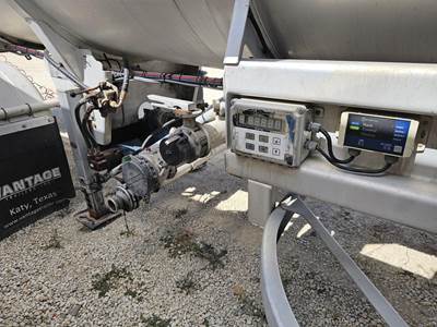 2015 Vantage Tandem Axle Aluminum Crude Oil Tank Trailer - Air Ride, Fixed Axle