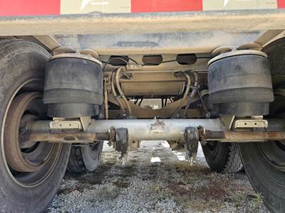 2015 Vantage Tandem Axle Aluminum Crude Oil Tank Trailer - Air Ride, Fixed Axle