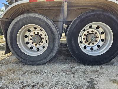 2015 Vantage Tandem Axle Aluminum Crude Oil Tank Trailer - Air Ride, Fixed Axle