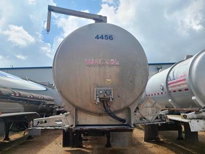 2015 Vantage Tandem Axle Aluminum Crude Oil Tank Trailer - Air Ride, Fixed Axle