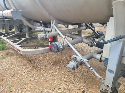 2015 Vantage Tandem Axle Aluminum Crude Oil Tank Trailer - Air Ride, Fixed Axle