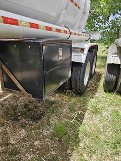 2015 Vantage Tandem Axle Aluminum Crude Oil Tank Trailer - Air Ride, Fixed Axle