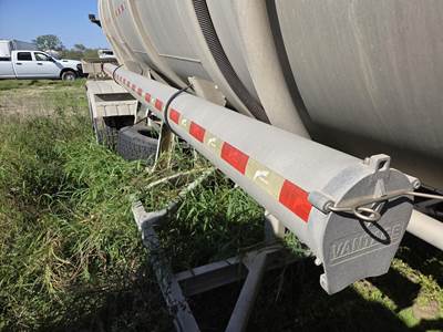 2015 Vantage 44ft Tandem Axle Aluminum Crude Oil Tank Trailer - Air Ride, Fixed Axle