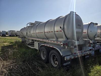 2015 Vantage 44ft Tandem Axle Aluminum Crude Oil Tank Trailer - Air Ride, Fixed Axle