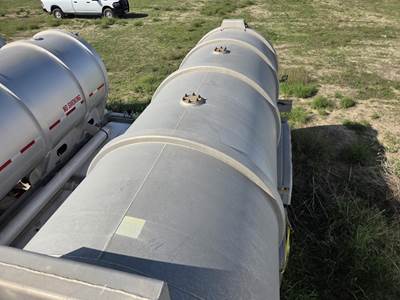 2015 Vantage 44ft Tandem Axle Aluminum Crude Oil Tank Trailer - Air Ride, Fixed Axle