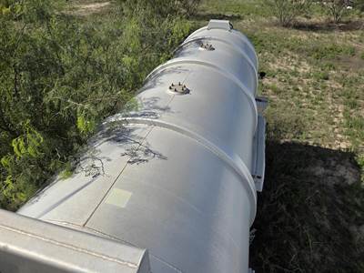 2015 Vantage 44ft Tandem Axle Aluminum Crude Oil Tank Trailer - Air Ride, Fixed Axle