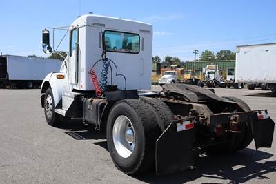 1998 Kenworth T300 Single Axle Day Cab Truck - Caterpillar 170HP, Automatic
