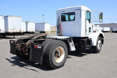 1998 Kenworth T300 Single Axle Day Cab Truck - Caterpillar 170HP, Automatic