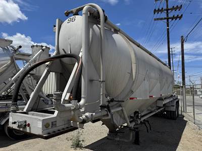 J & L Tandem Axle Aluminum Dry Bulk / Pneumatic Tank Trailer - Spring, Fixed Axle